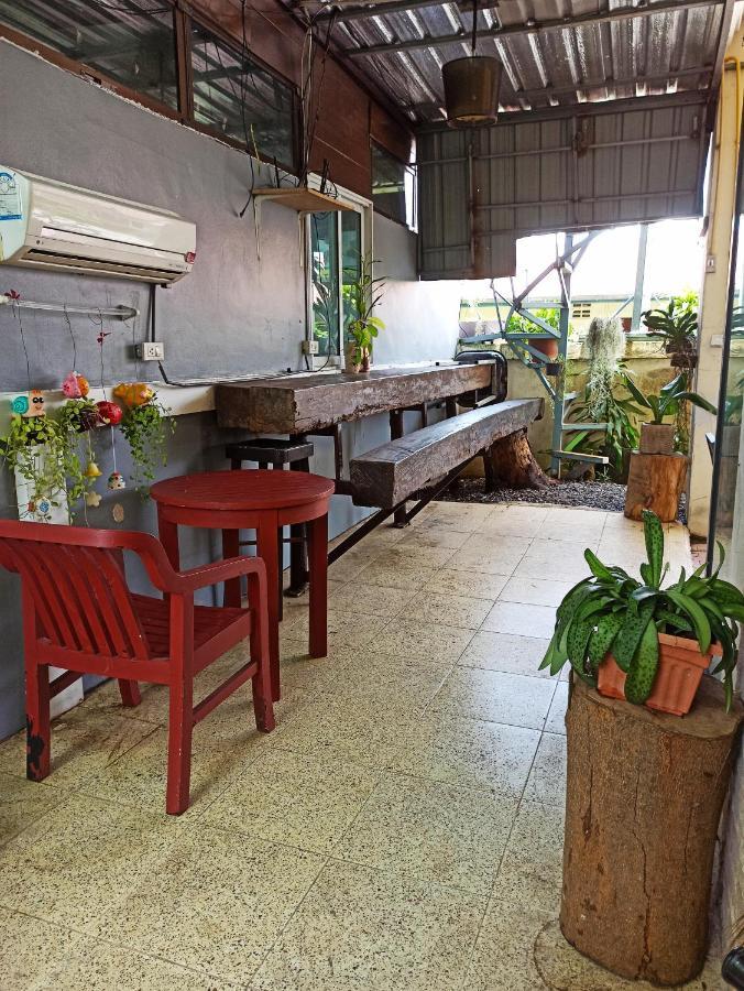 Nu Phuket Airport Resident 1 Acomodação com café da manhã Nai Yang Beach Exterior foto